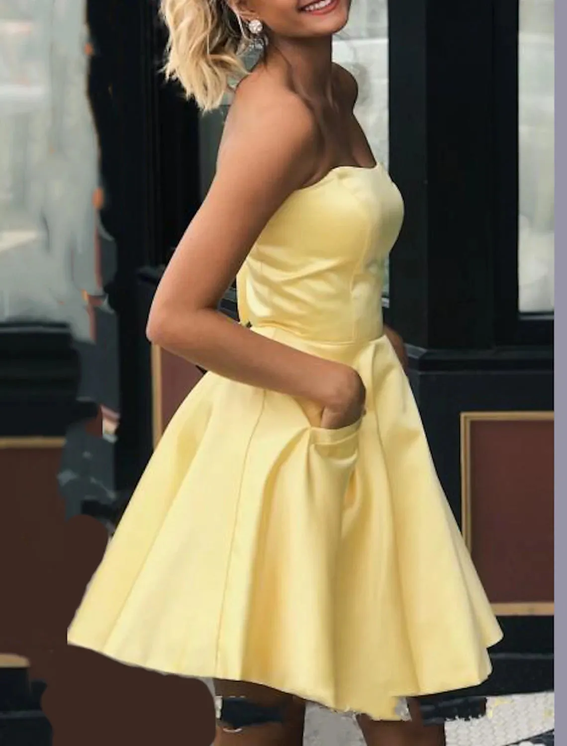 Aimishang A-Line Hot Flirty Homecoming Cocktail Party Dress Strapless Sleeveless Short / Mini Satin with Sleek Pleats