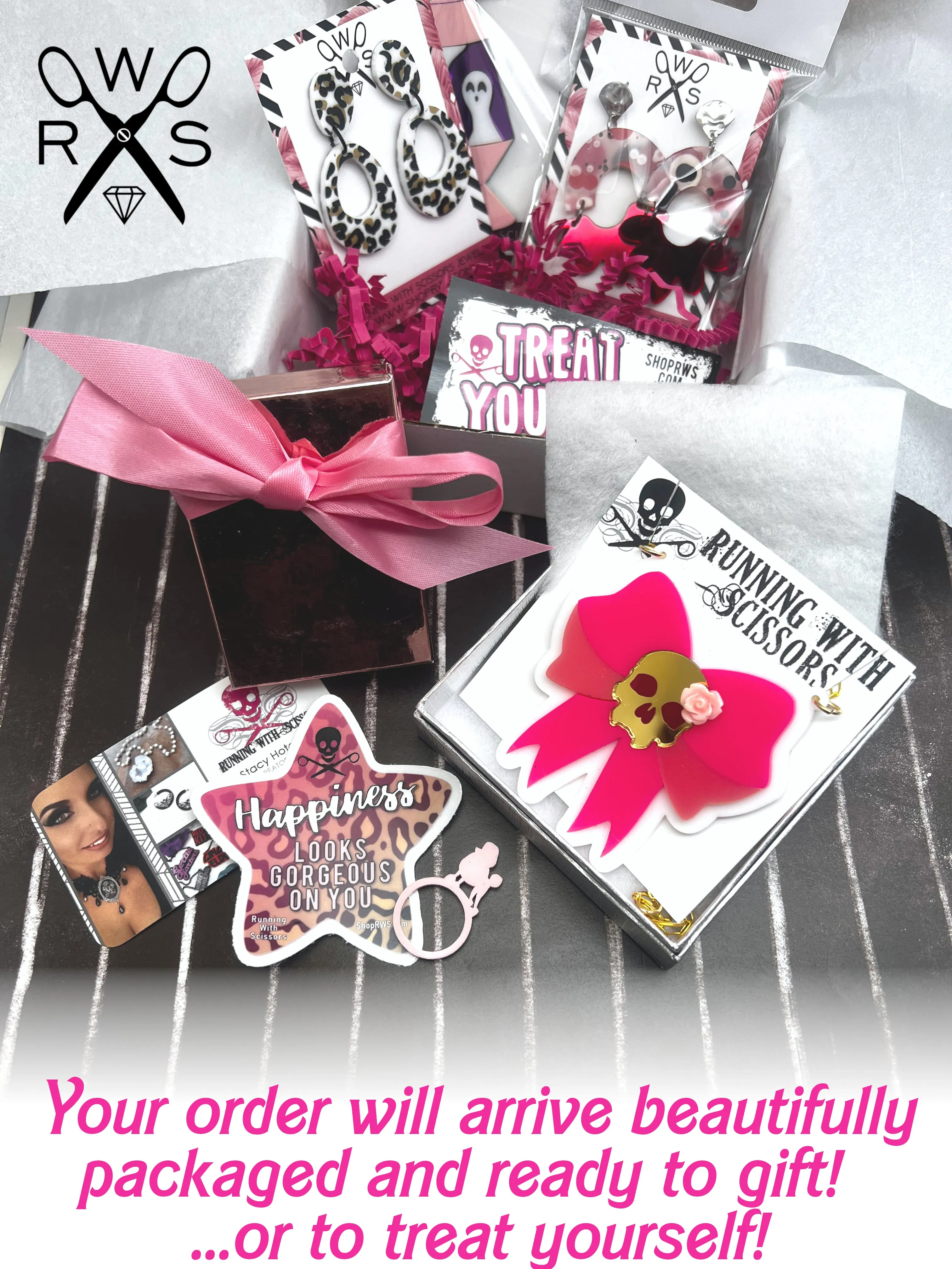 Flirty Flamingo Bestie Charm