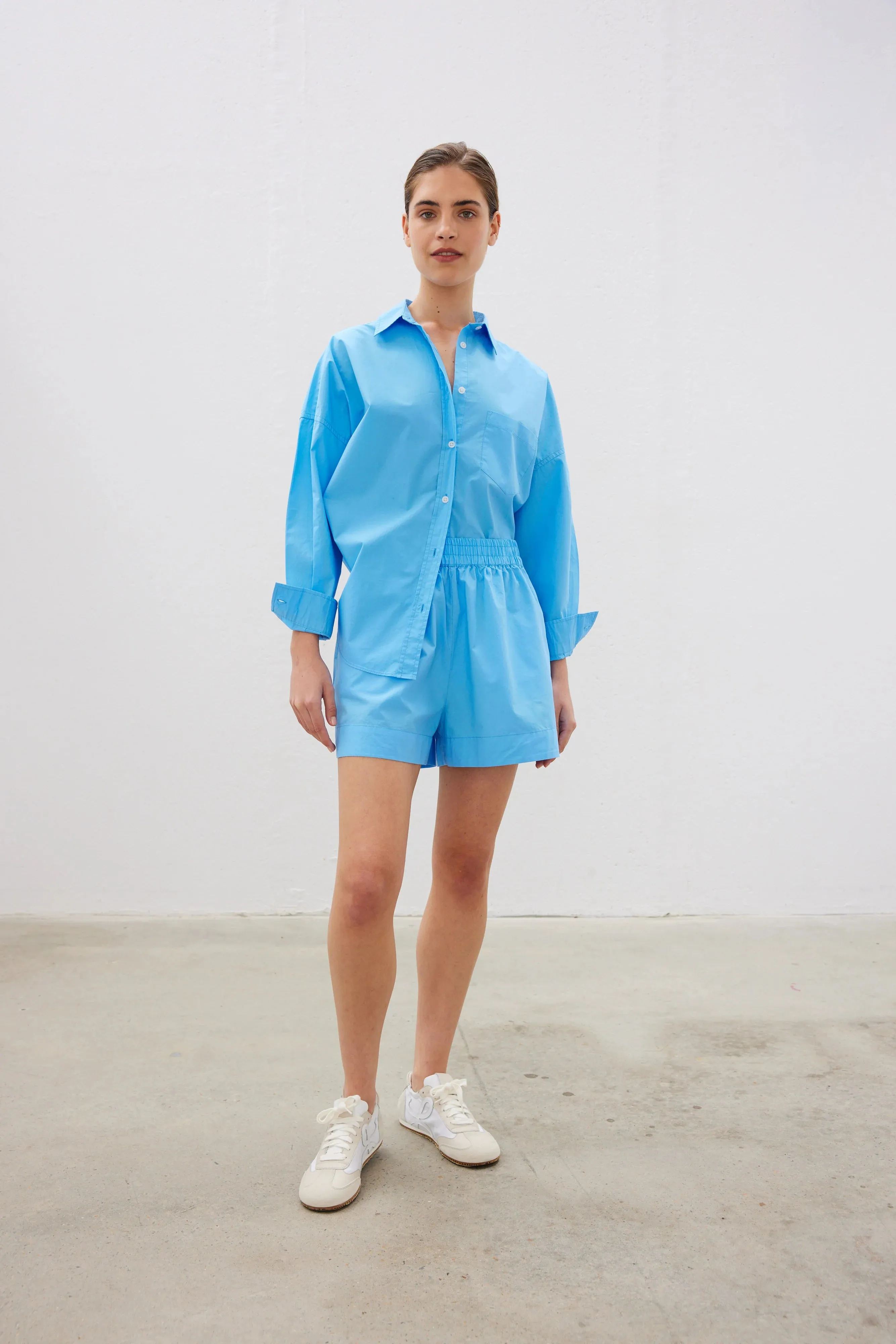 LMND Chiara Short - Maliblue