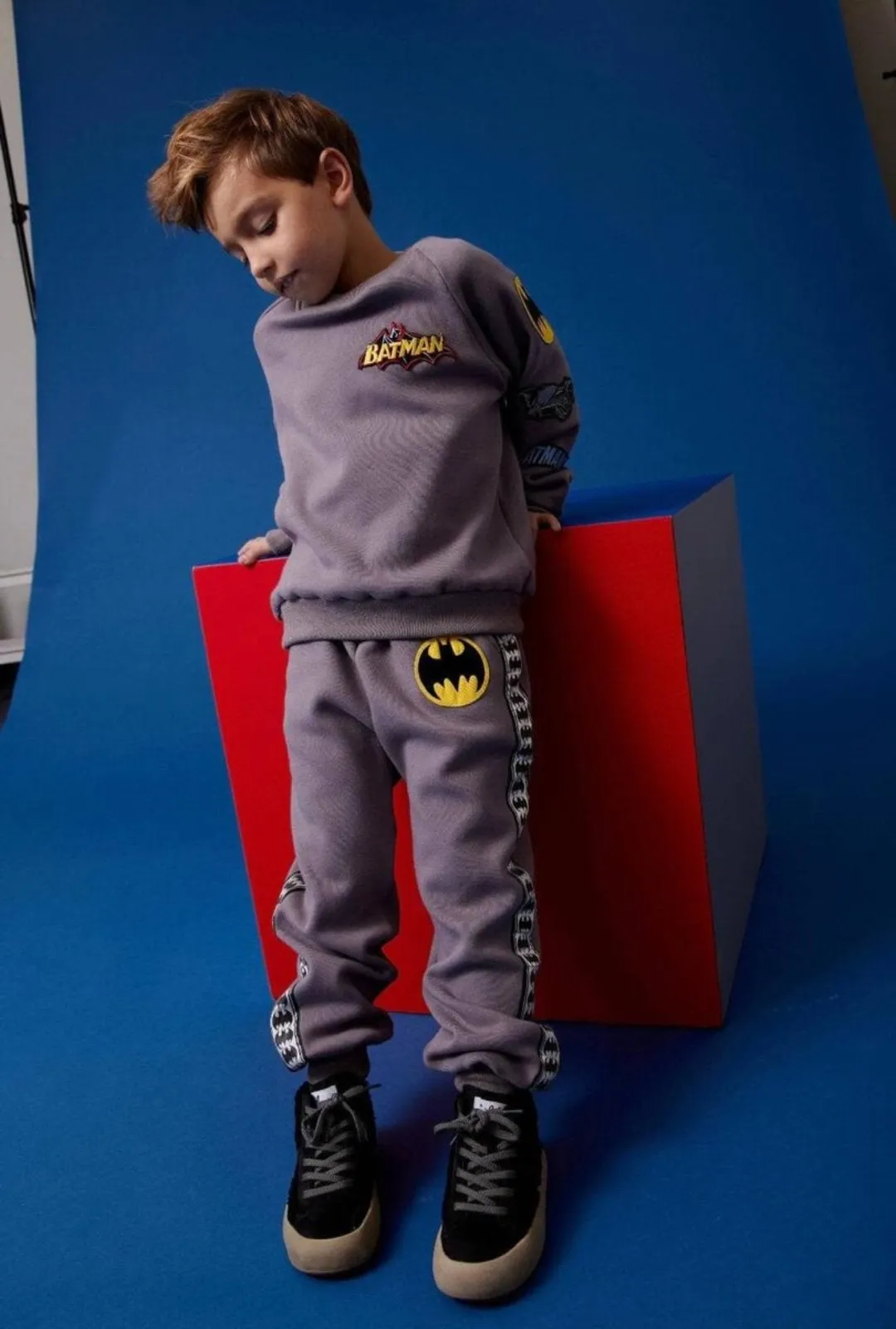 Lola and The Boys Batman BOYS Grey Sweatshirt and Jogger Set