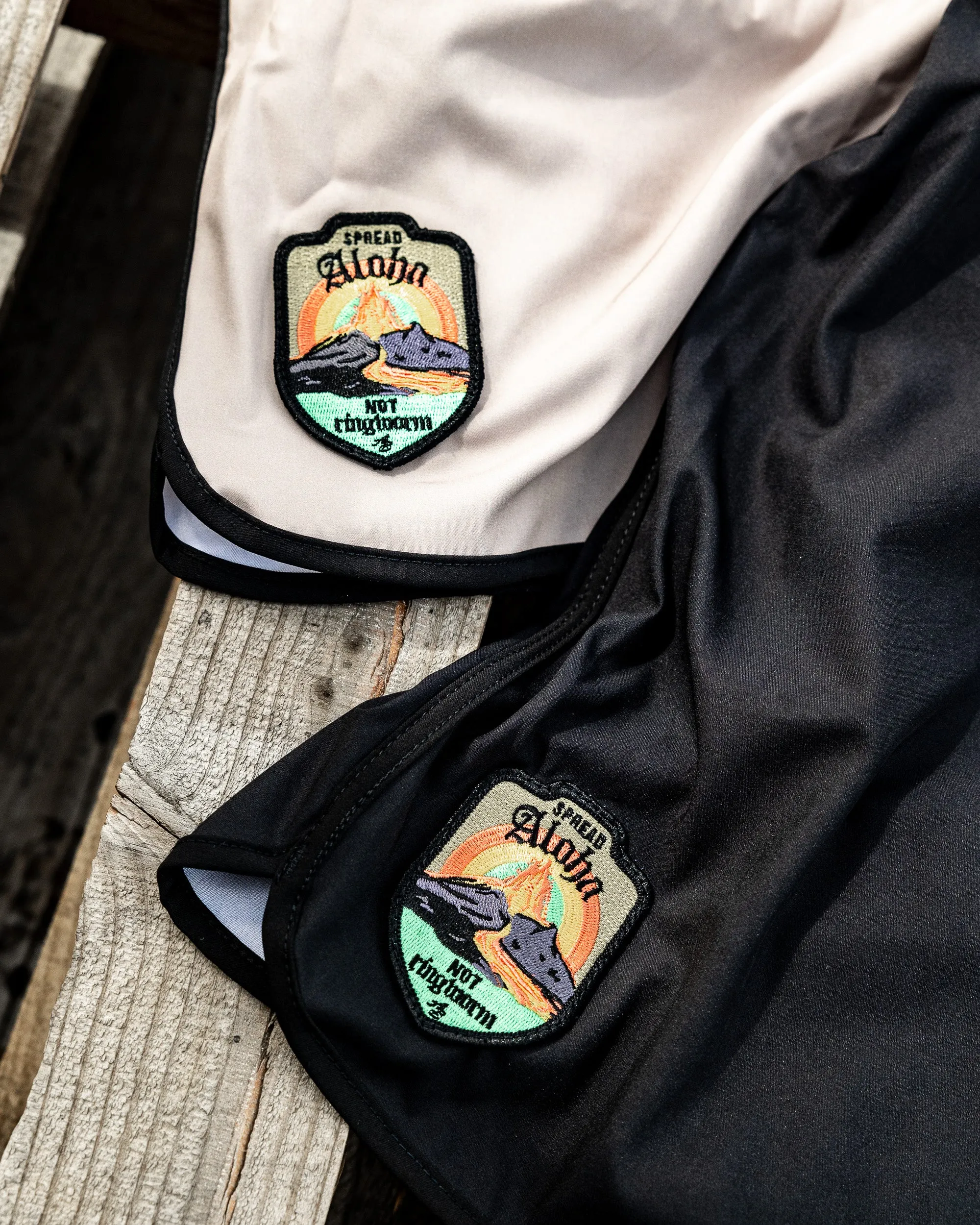 The Spread Aloha Training Shorts V5 - Sand